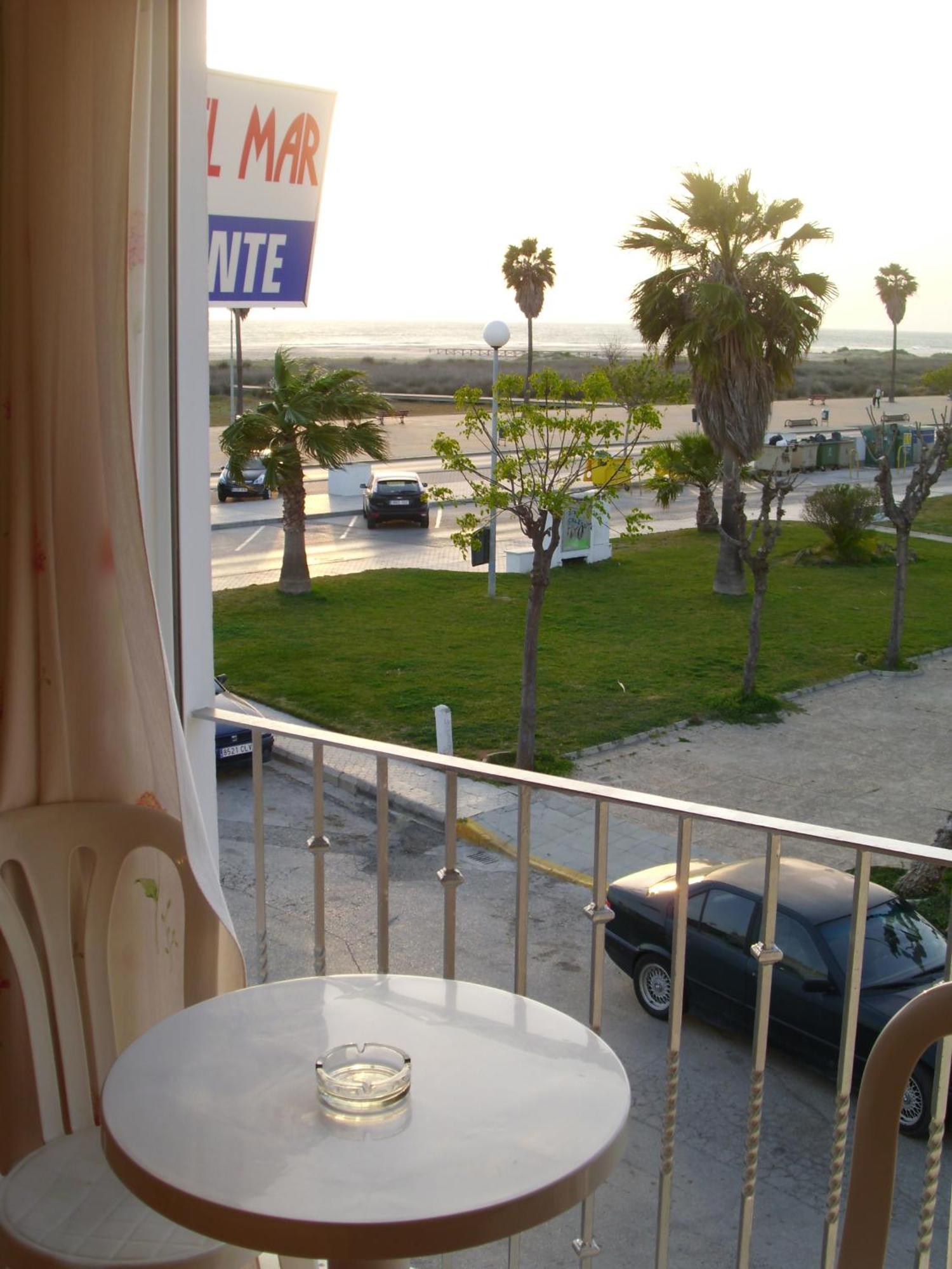 Hostal Sonrisa Del Mar Conil De La Frontera Ngoại thất bức ảnh